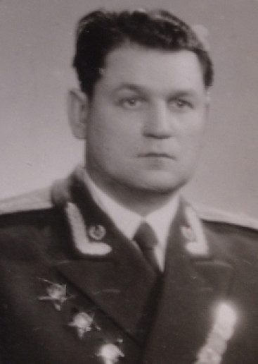 Aleksandras Kardanovskij